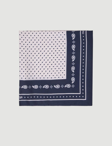 60x60 silk print bandana