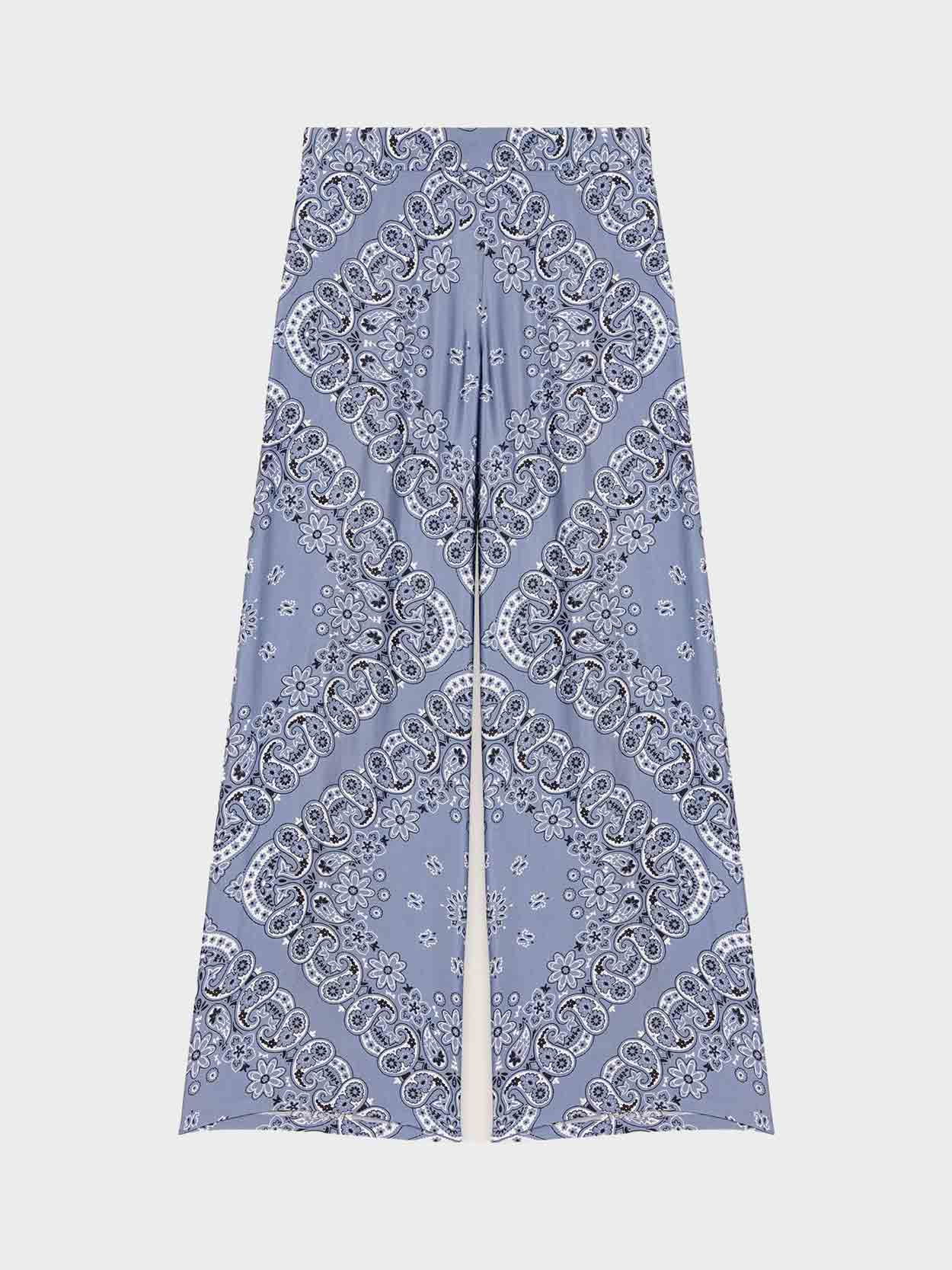 Blue bandana print