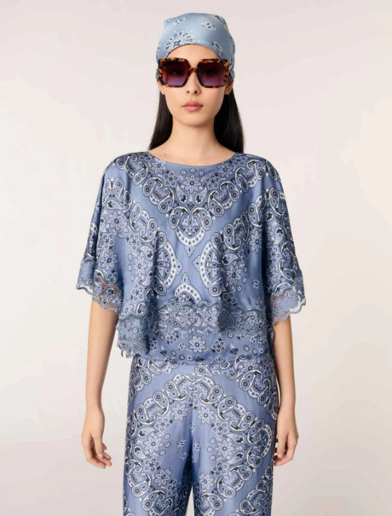 Blue bandana print