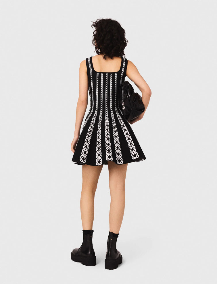 black/white